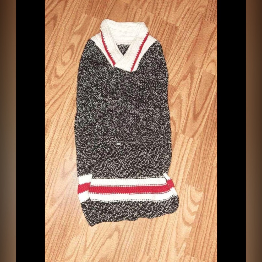 XL boyfriend dog sweater- NWT